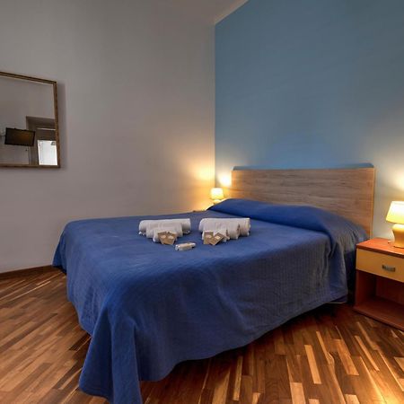 Ai Bastioni Del Massimo Bed & Breakfast Palermo Room photo